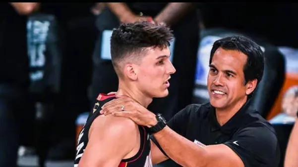 战术教练 战术教练