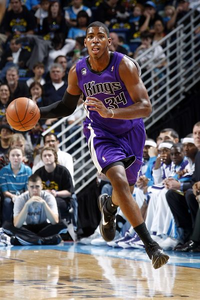 与中场形成 与中场形成